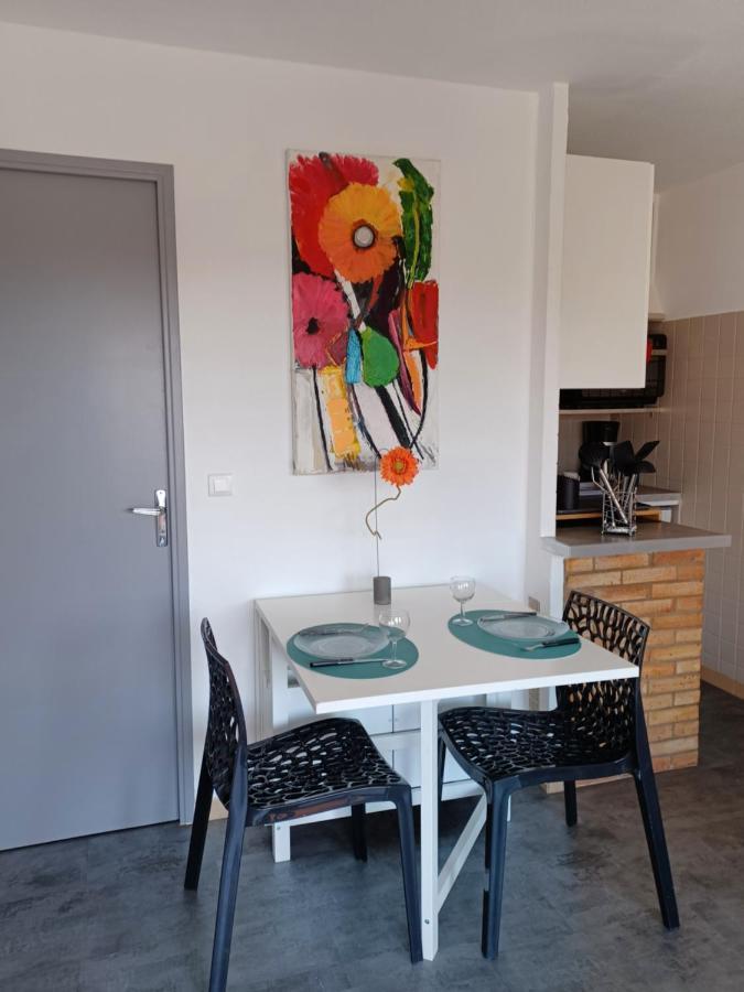 Appart Cosy En Bord De Mer - Port Santia Lucia St Raphael Saint-Raphaël 外观 照片